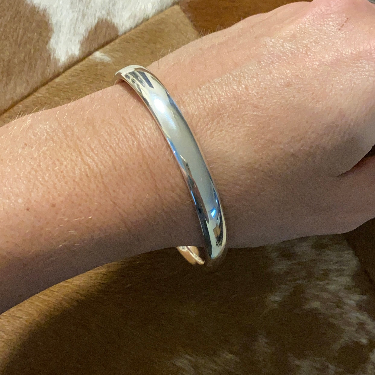 Sterling Silver Bangle (comfort fit) - Solid (8mm)