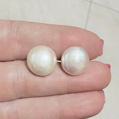 Coin Pearl Studs - Silver