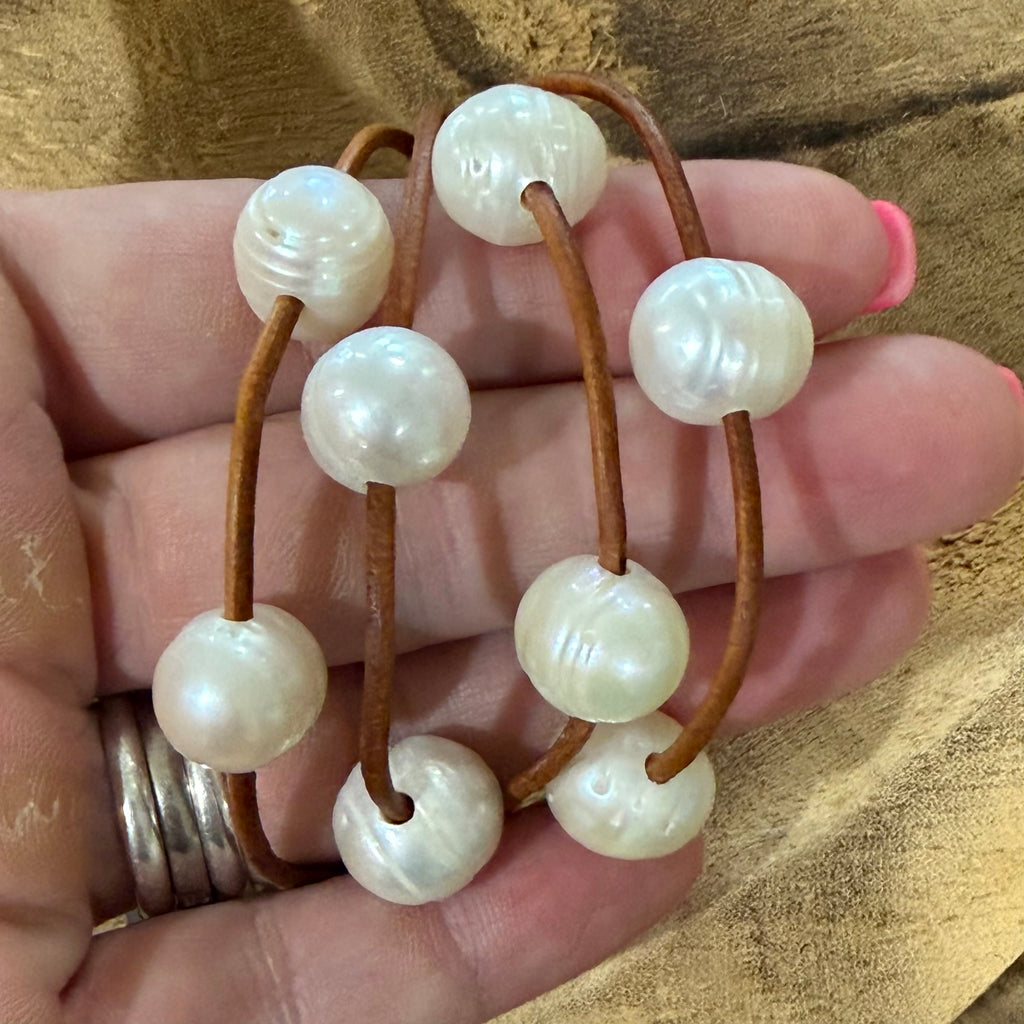 Leather & Pearl Bracelet - 4x Strand
