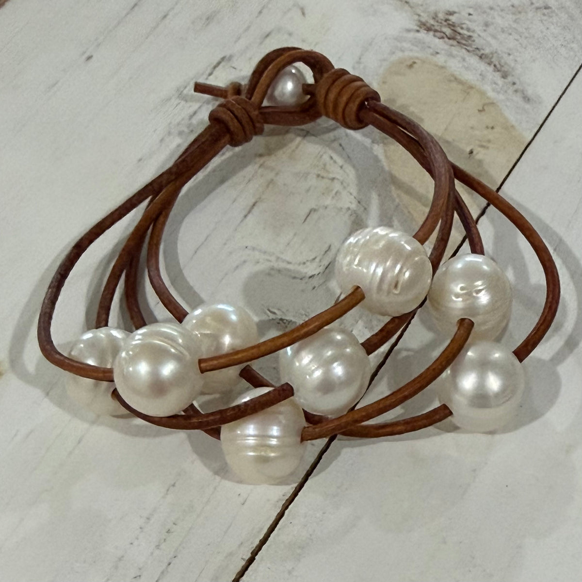 Leather & Pearl Bracelet - 4x Strand