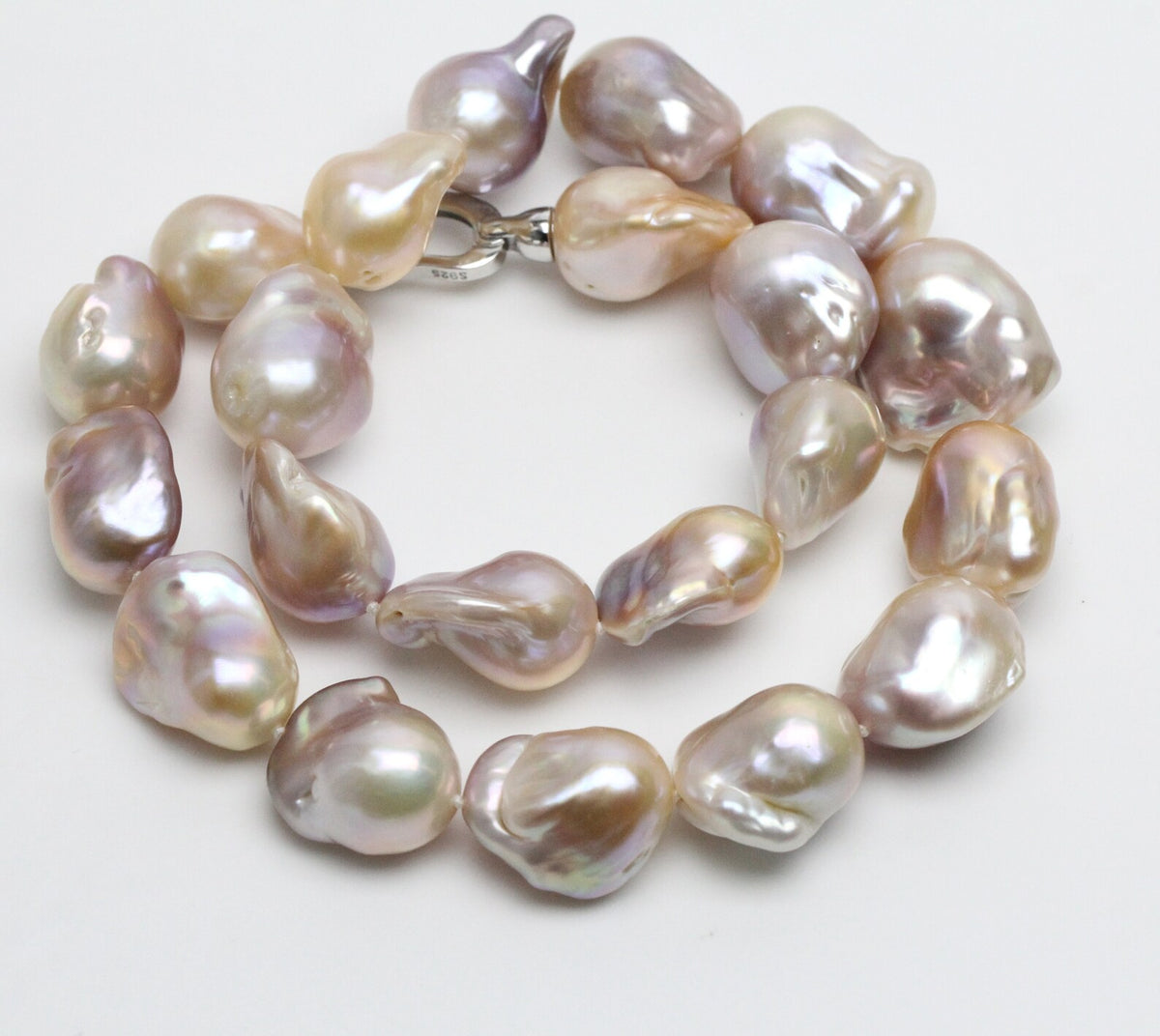 Baroque Pearl Necklace (natural / champagne pink)